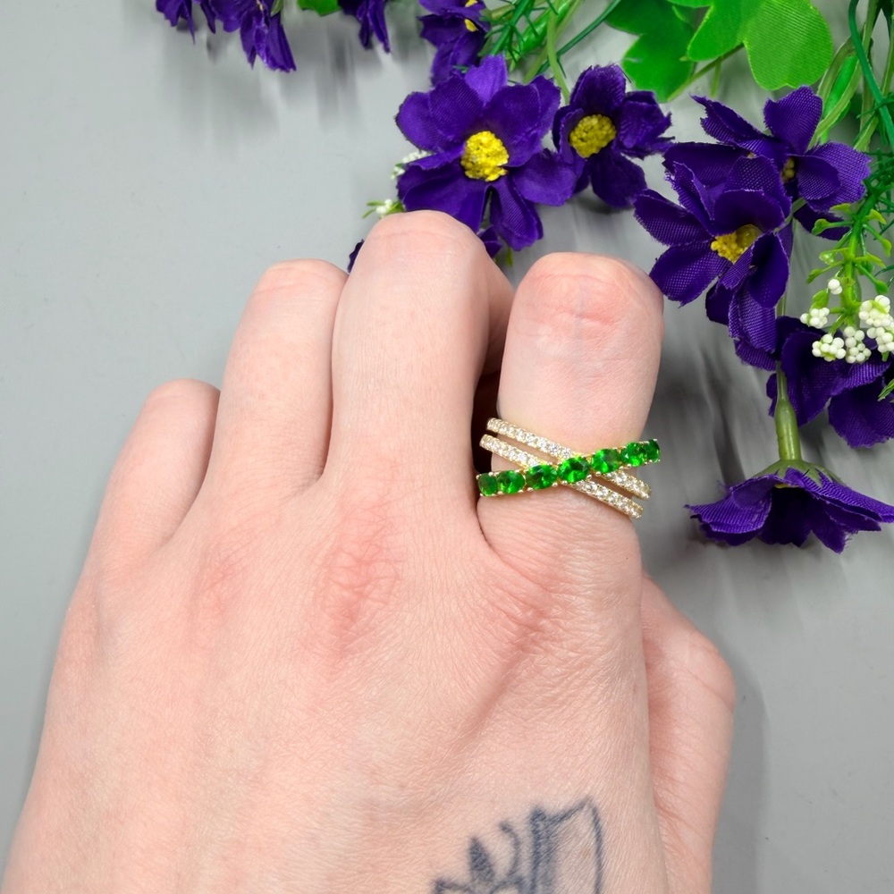 Vintage Solid 925 Sterling Silver and 18K Gold Plated Crystal Ring